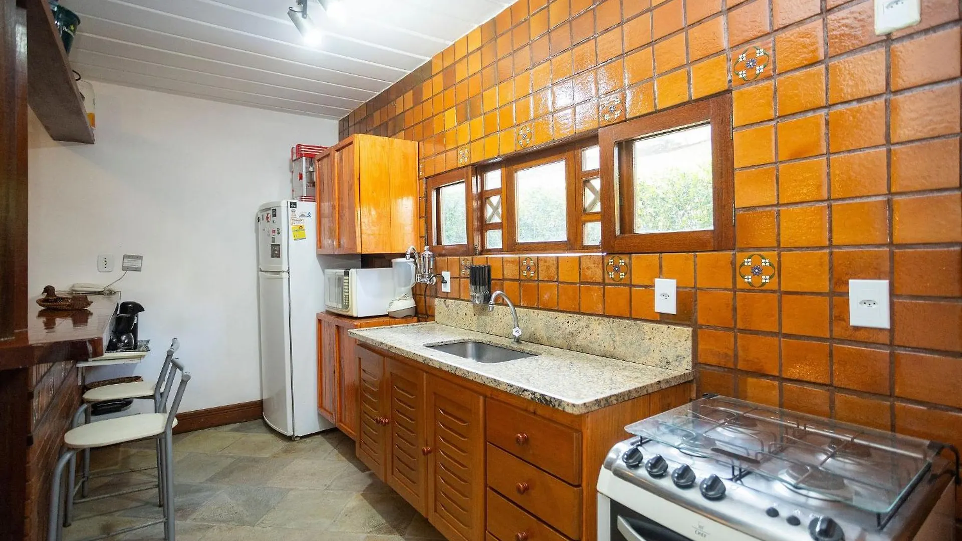 Casa Em Buzios C/ 4 Quartos E Churrasqueira |Vf 11